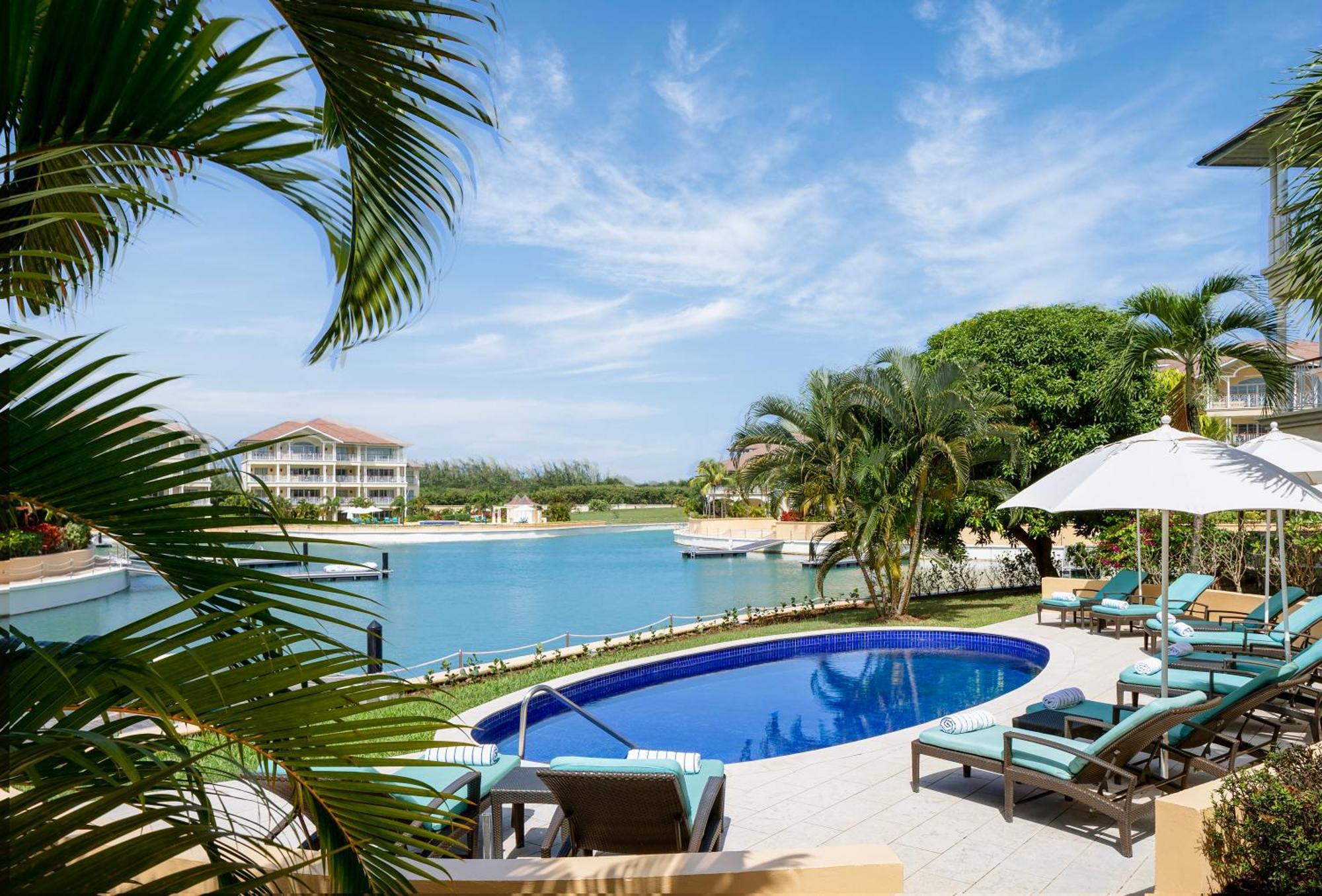 The Landings Resort And Spa - All Suites โกรส อิส์ลีต ภายนอก รูปภาพ