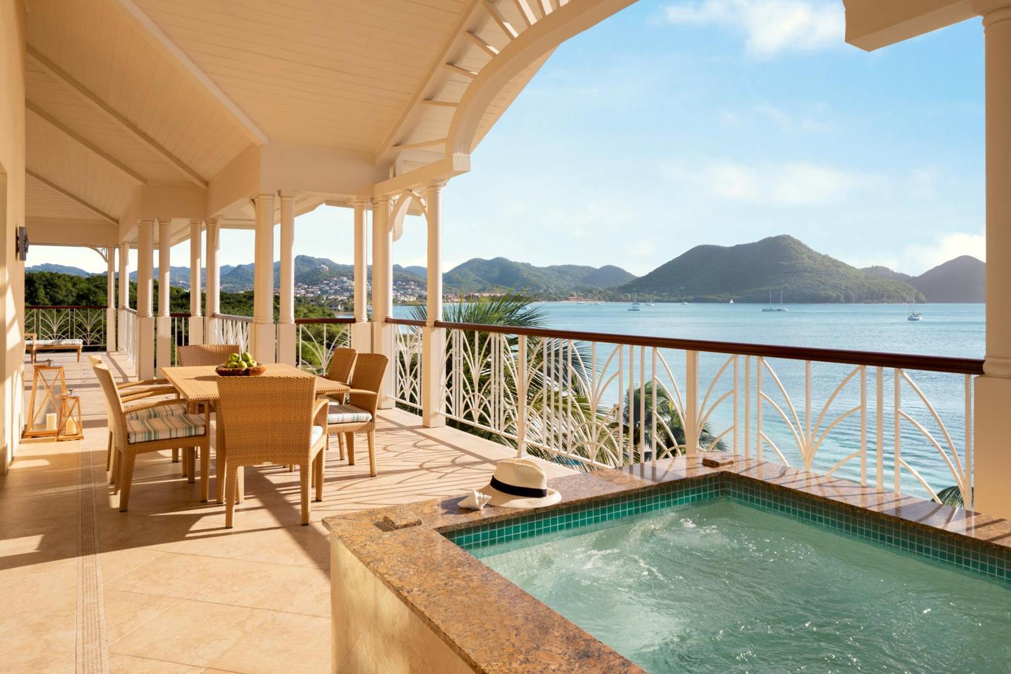 The Landings Resort And Spa - All Suites โกรส อิส์ลีต ภายนอก รูปภาพ