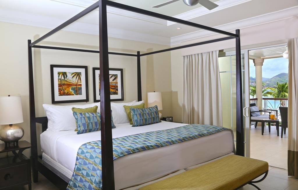 The Landings Resort And Spa - All Suites โกรส อิส์ลีต ภายนอก รูปภาพ