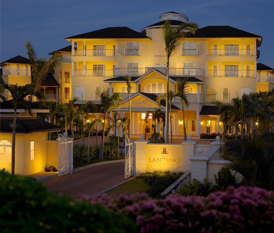 The Landings Resort And Spa - All Suites โกรส อิส์ลีต ภายนอก รูปภาพ